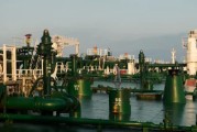梦见下雪国际油价周二收高 地缘政治担忧与美元走弱双重支撑